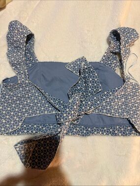 Blue Floral Tie-Back Women's Crop Top